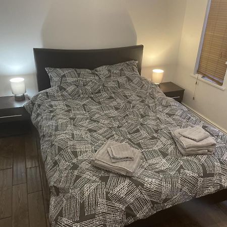 Beautiful Apartment Right Off Of Broadway Market Londres Exterior foto